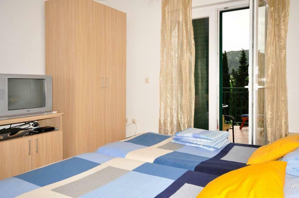 Apartments Franic Ploce  Exterior foto